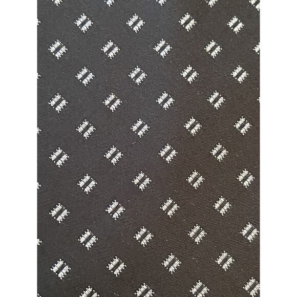 Michael Michael Kors Black Gray 100% Silk Men’s Neck Tie Made In China - Picture 9 of 9